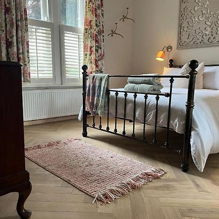Private Apartment - 3 Bedrooms Harrogate Eksteriør bilde