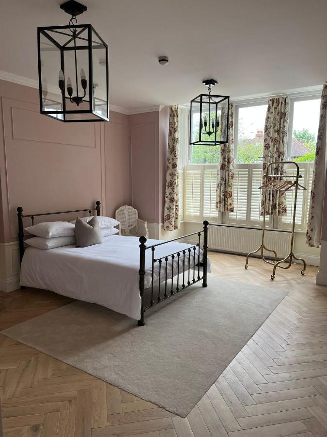 Private Apartment - 3 Bedrooms Harrogate Eksteriør bilde